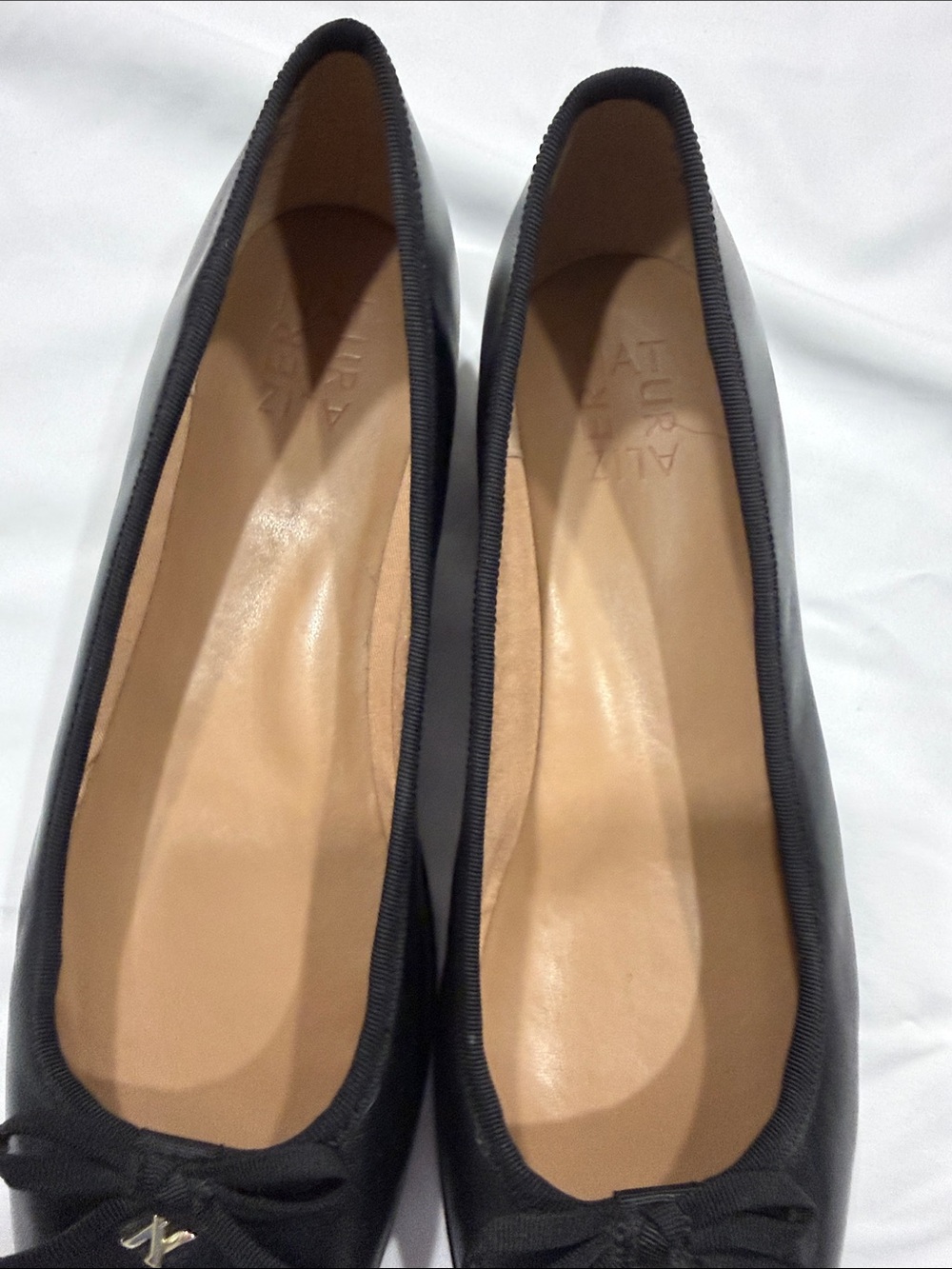 Naturalizer Black Ballet Flats with Tan Insole